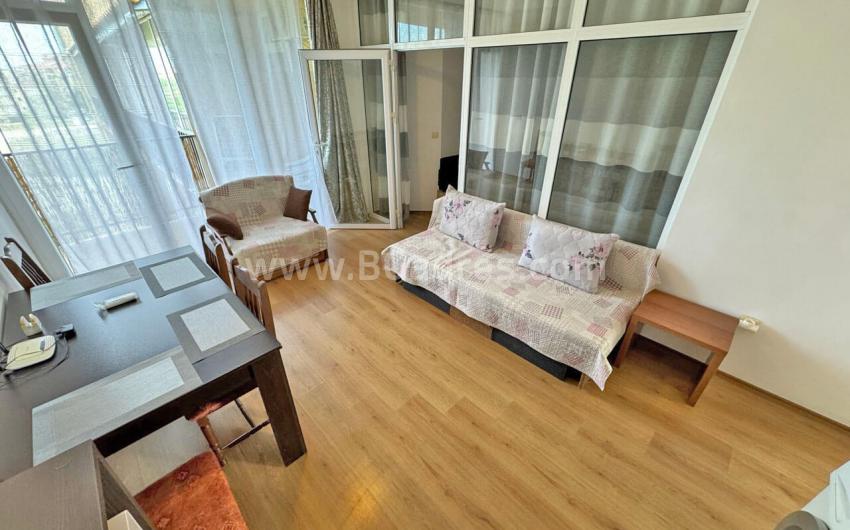 Apartment with low maintenance fee on the seaside І №3559