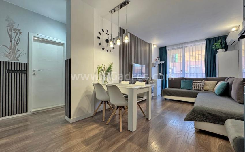 Furnished apartment in a new complex І №4911