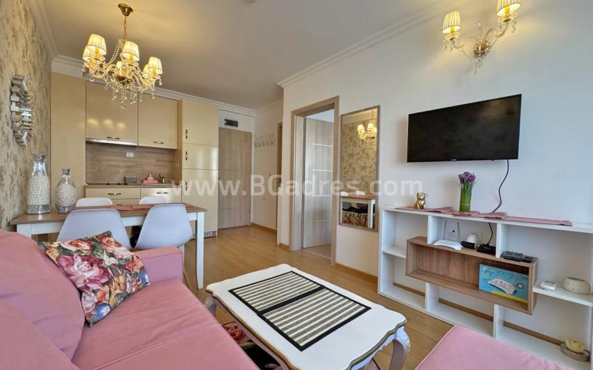 Апартамент в комплекс Суит Хоумс 6 І №4518