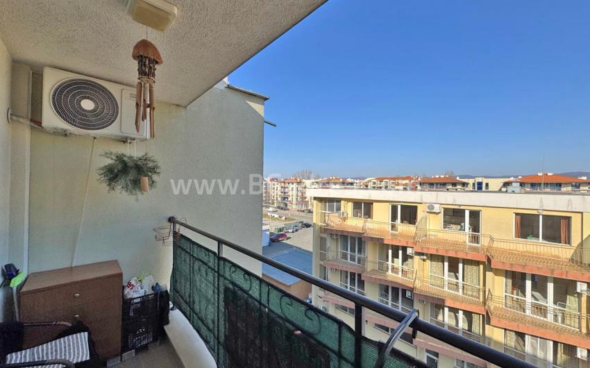 Студия без таксы в центре Солнечного Берега І №4575