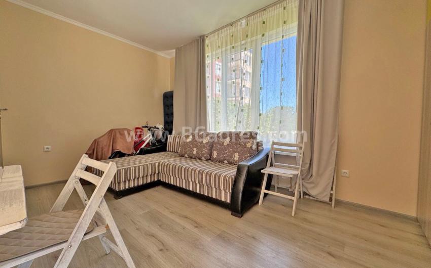 Studio with a patio on the seaside І №3626