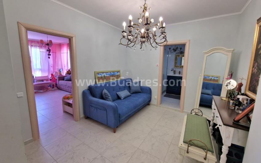 Apartment mit 3 Schlafzimmern in Nessebar І №3425