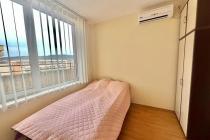 Cheap two bedroom apartment on the seaside І №2696