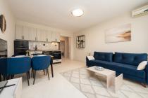 Newly furnished apartment at the seaside І №4537