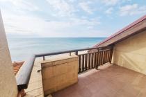 Apartment with frontal sea view I №2660
