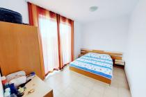 Cheap two bedroom apartment on the seaside І №3554