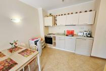 Недорогая квартира в комплексе Роял Сан І №4473