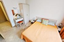 Недорогая квартира в комплексе Роял Сан І №4473