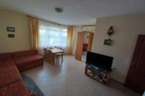 Apartment with low maintenace fee on the seaside І №3745