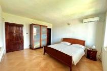 Haus im Dorf Bata І №4613