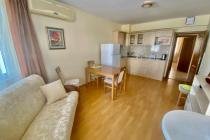 Cheap two bedroom apartment on the seaside І №3222