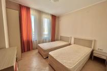 Three-room apartment in Royal Sun I №2403