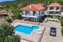 House with a swimming-pool in Goritsa І №3467