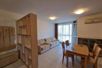 Apartment with low maintenance fee in St. Vlas І №3906