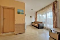 Apartment at a bargain price on the seaside І №3882