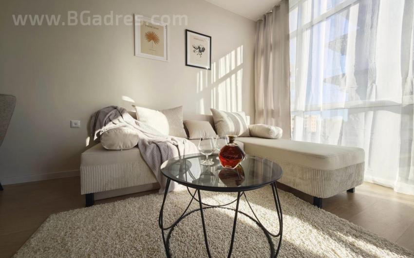 Apartment with new furniture on the seaside І №3853