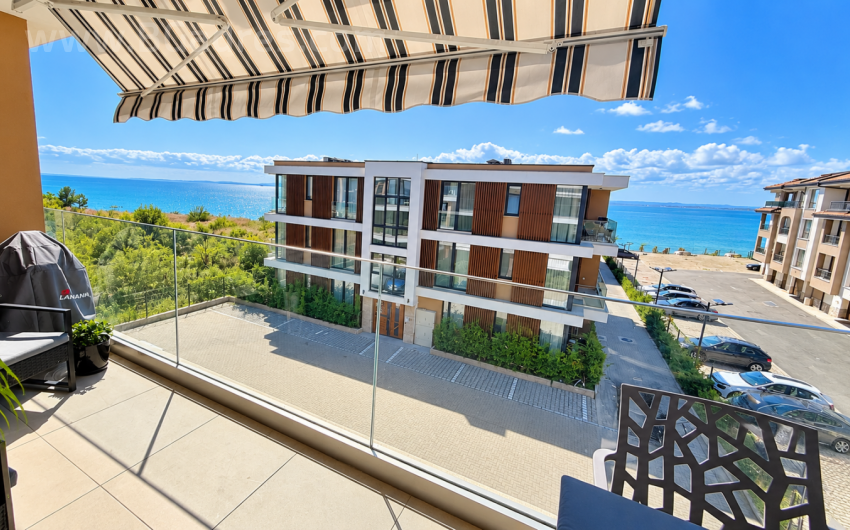 Sea front apartment in Sarafovo І №4875