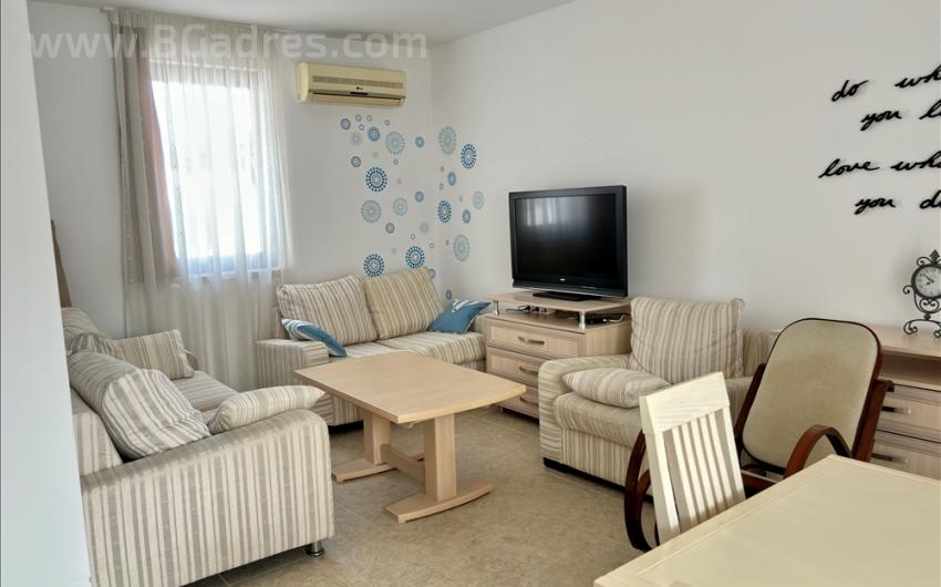 Apartment with low maintenance fee in St. Vlas І №3634