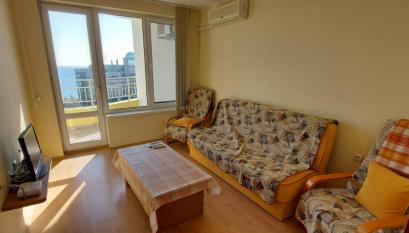 Three-room apartment with sea view | №2298
