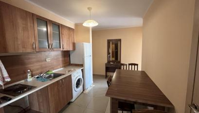 Large apartment with low maintenance fee І №3408