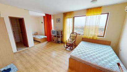 Large studio with low maintenance fee І №2737
